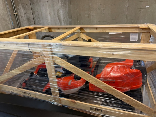 1477907-2 Ny/oanvänd åkgräsklippare - Husqvarna R 214T