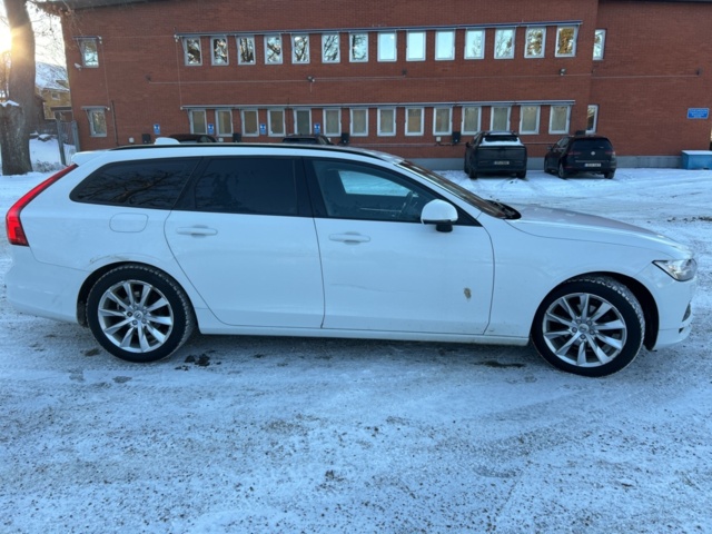 1454818-6 Volvo V90 D3 AWD Geartronic, 150hp, 2018