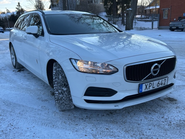 1454818-7 Volvo V90 D3 AWD Geartronic, 150hp, 2018