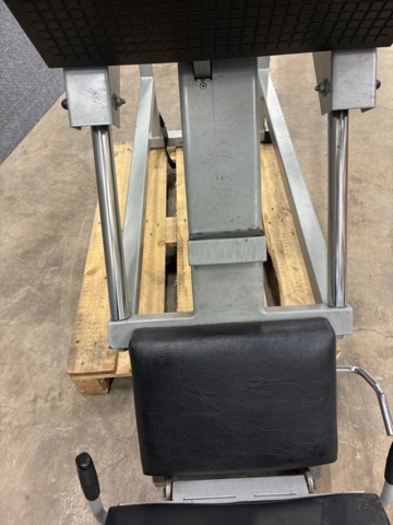 1476828-13 Leg press machine, Technogym