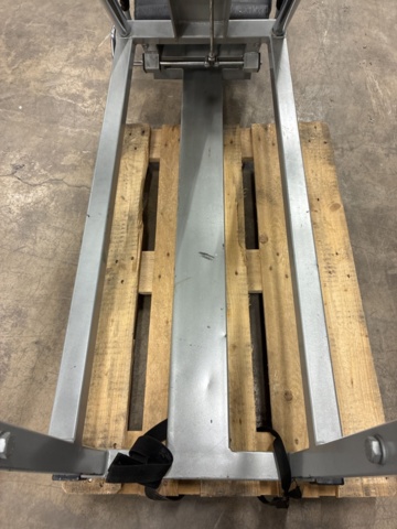 1476828-18 Leg press machine, Technogym