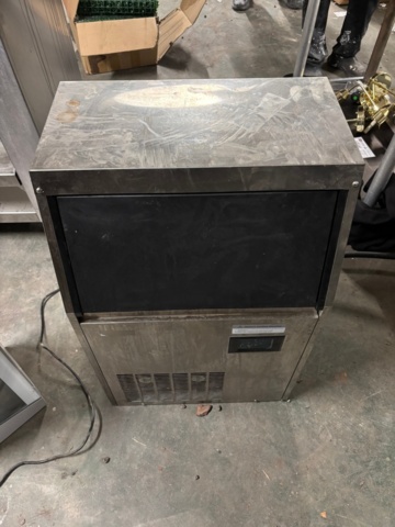 1404436-2 Ice maker – Model ZBJ70KGSYPPSB0001V2