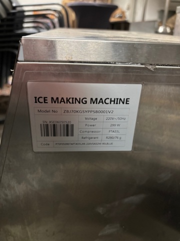 1404436-4 Ice maker – Model ZBJ70KGSYPPSB0001V2