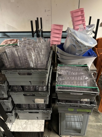 1404438-2 Plastic glasses – drinking glasses