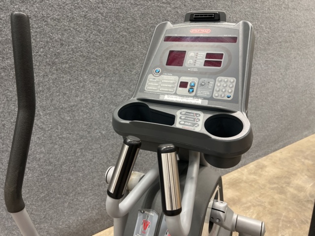 1476842-4 Crosstrainer Star Trac 6230-SINTP0