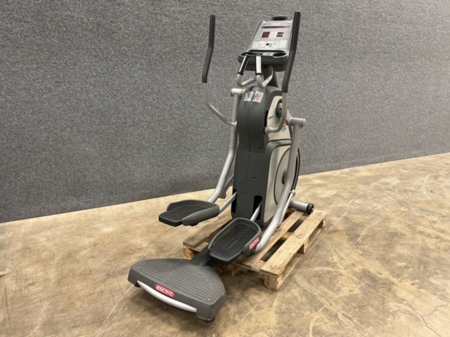 1476842-5 Crosstrainer Star Trac 6230-SINTP0