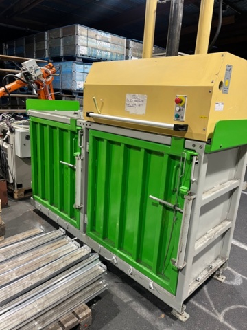 1427580-1 Komprimator / Avfallspress – Bramidan 4-OF