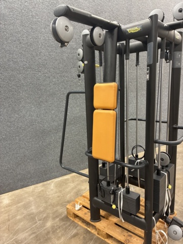 1477924-11 Multi station / Cable jungle, Technogym
