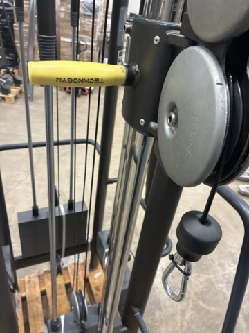 1477924-22 Multi station / Cable jungle, Technogym