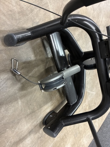 1477935-9 Cable crossover, Technogym