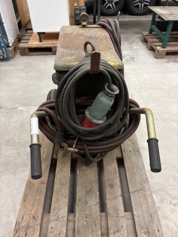 1444929-3 Svetsomformare ESAB KB 375