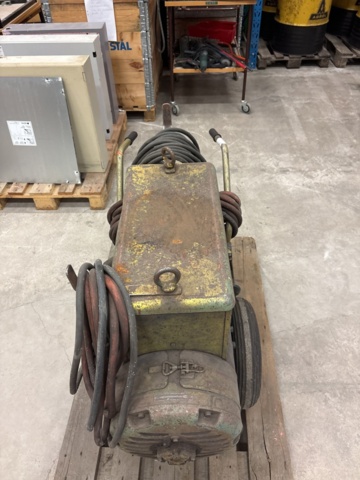 1444929-4 Svetsomformare ESAB KB 375