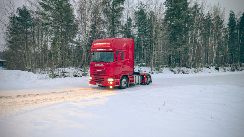 1408005-17 Scania R410 Tractor Truck – Automatic – Euro VI – 2017