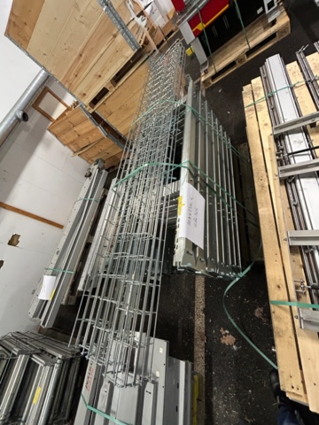 1411399-29 Vertikaltransportör / Höglager-hiss, Swisslog / Inter System – Komplett anläggning