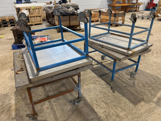 1454853-2 Watering table 4 pcs on wheels