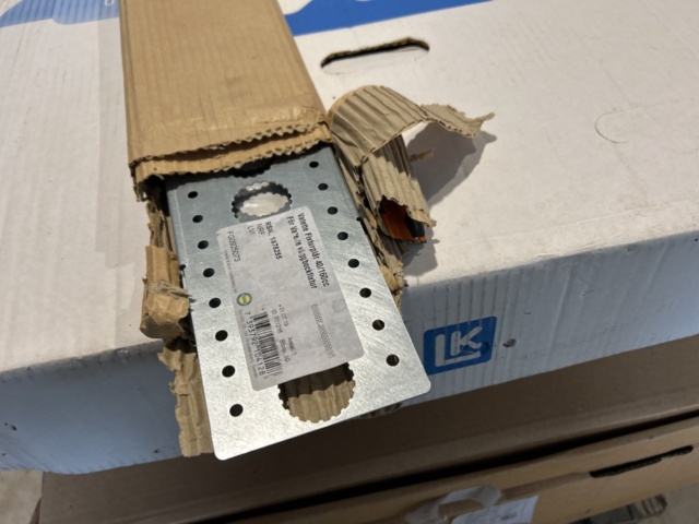 1454856-5 Pallet with underfloor heating parts - Thermotech / LK