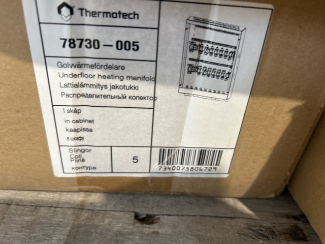 1454856-8 Pallet with underfloor heating parts - Thermotech / LK