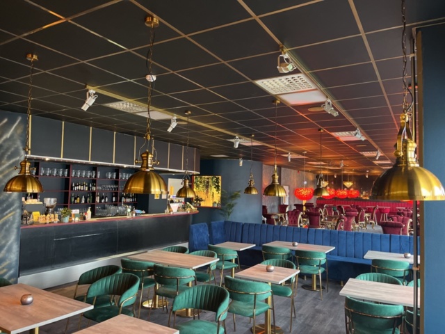 1384704-1 Ceiling lights chrome