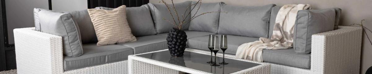 Image representing the auction - Disposal of outdoor furniture