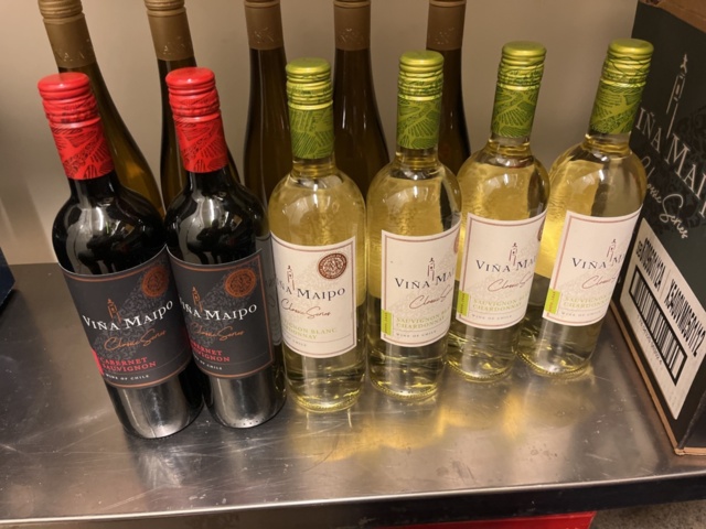 1384716-9 Parti med diverse alkoholhaltiga drycker