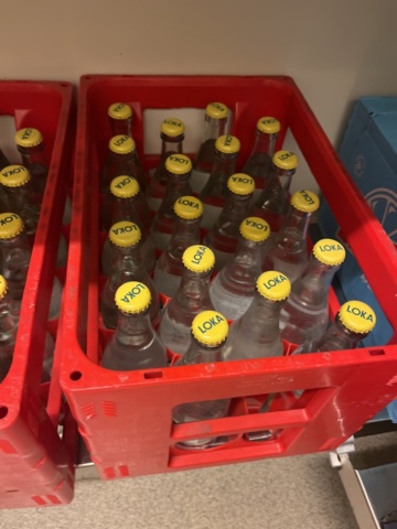 1384716-31 Parti med diverse alkoholhaltiga drycker