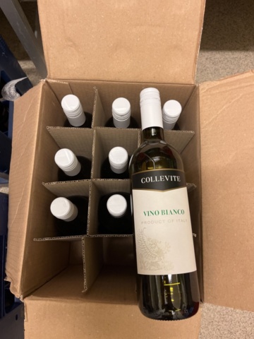 1384716-33 Parti med diverse alkoholhaltiga drycker