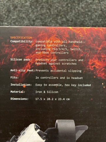 1478129-4 Handkontroller för PS4 & universalställ för handkontroller & headset, Deltaco