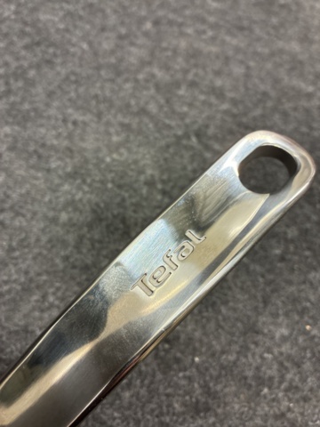 1476037-5 2 pcs Pans Tefal Unlimited Premium, 16 & 20cm