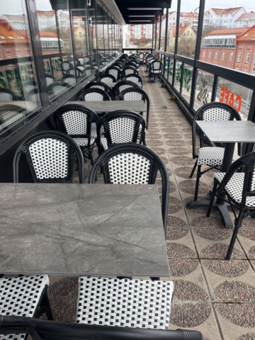 1384709-1 Outdoor furniture - Tables and chairs