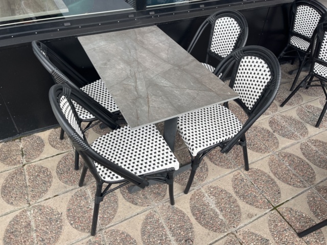 1384709-2 Outdoor furniture - Tables and chairs