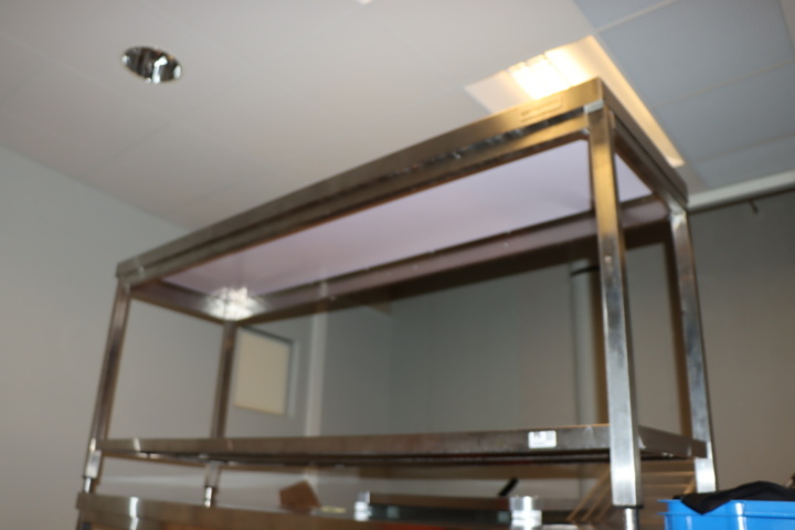 1295857-1 Rostfri arbetsbänk - GGM Gastro