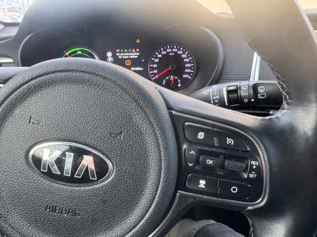 1405479-50 Kia Optima Sport Wagon Plug-in Hybrid Automatic, 205hp, 2018