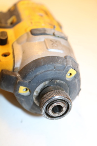 1416771-13 DeWalt paket med 2 maskiner