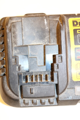 1416771-19 DeWalt paket med 2 maskiner