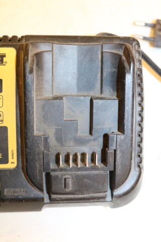 1416771-23 DeWalt paket med 2 maskiner