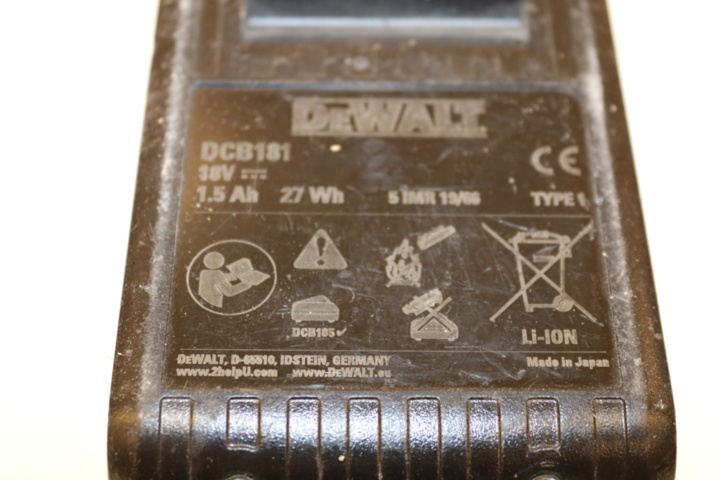 1416771-36 DeWalt paket med 2 maskiner