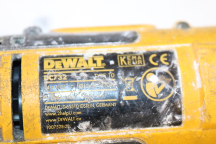1416772-4 DeWalt paket med 2 maskiner