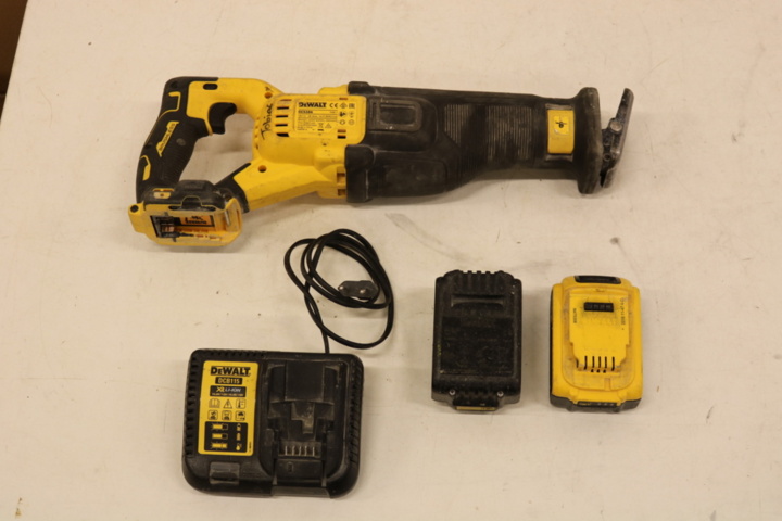 1416773-2 Tigersåg DeWalt