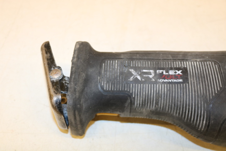 1416773-11 Tigersåg DeWalt