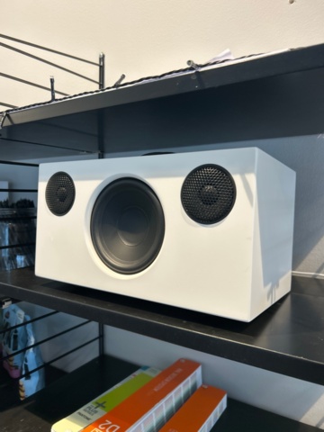 1410926-5 String shelves