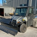 1427578-3 Elektriskt terrängfordon med plogblad, vinsch och dragkrok - Polaris Ranger EV -2021