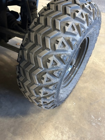 1427578-19 Elektriskt terrängfordon med plogblad, vinsch och dragkrok - Polaris Ranger EV -2021