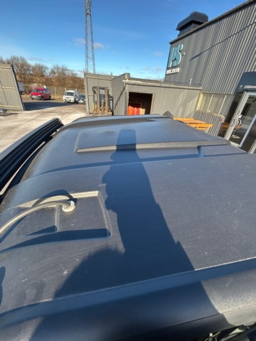 1427578-26 Elektriskt terrängfordon med plogblad, vinsch och dragkrok - Polaris Ranger EV -2021