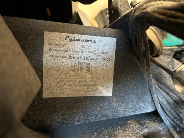 1427578-41 Elektriskt terrängfordon med plogblad, vinsch och dragkrok - Polaris Ranger EV -2021