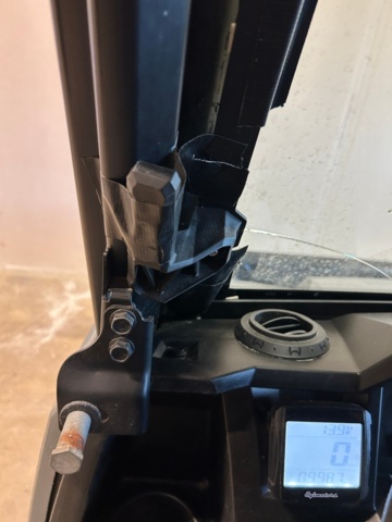 1427578-51 Elektriskt terrängfordon med plogblad, vinsch och dragkrok - Polaris Ranger EV -2021