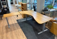 1479395 Office furniture - Desks, chests, etc.