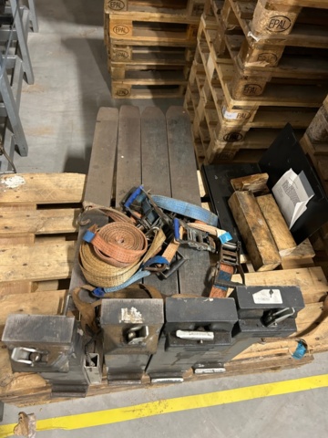 1411415-23 Skjutstativtruck – BT Toyota BT Reflex RRE160E