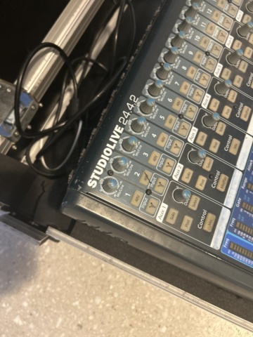 1470205-6 Digitalt/analogt hybrid-mixerbord från PreSonus