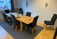 1454874 Conference table with 8 chairs