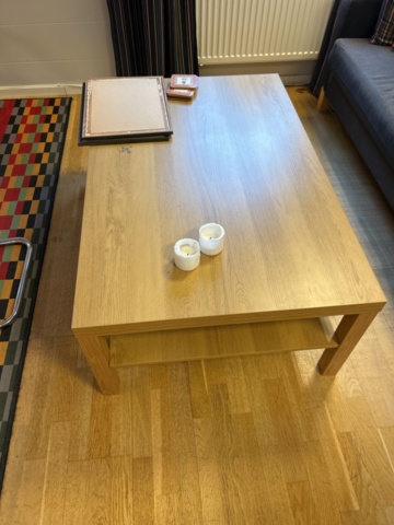 1454877-5 Lunchmöbler - bord med 4 stolar samt soffa med soffbord